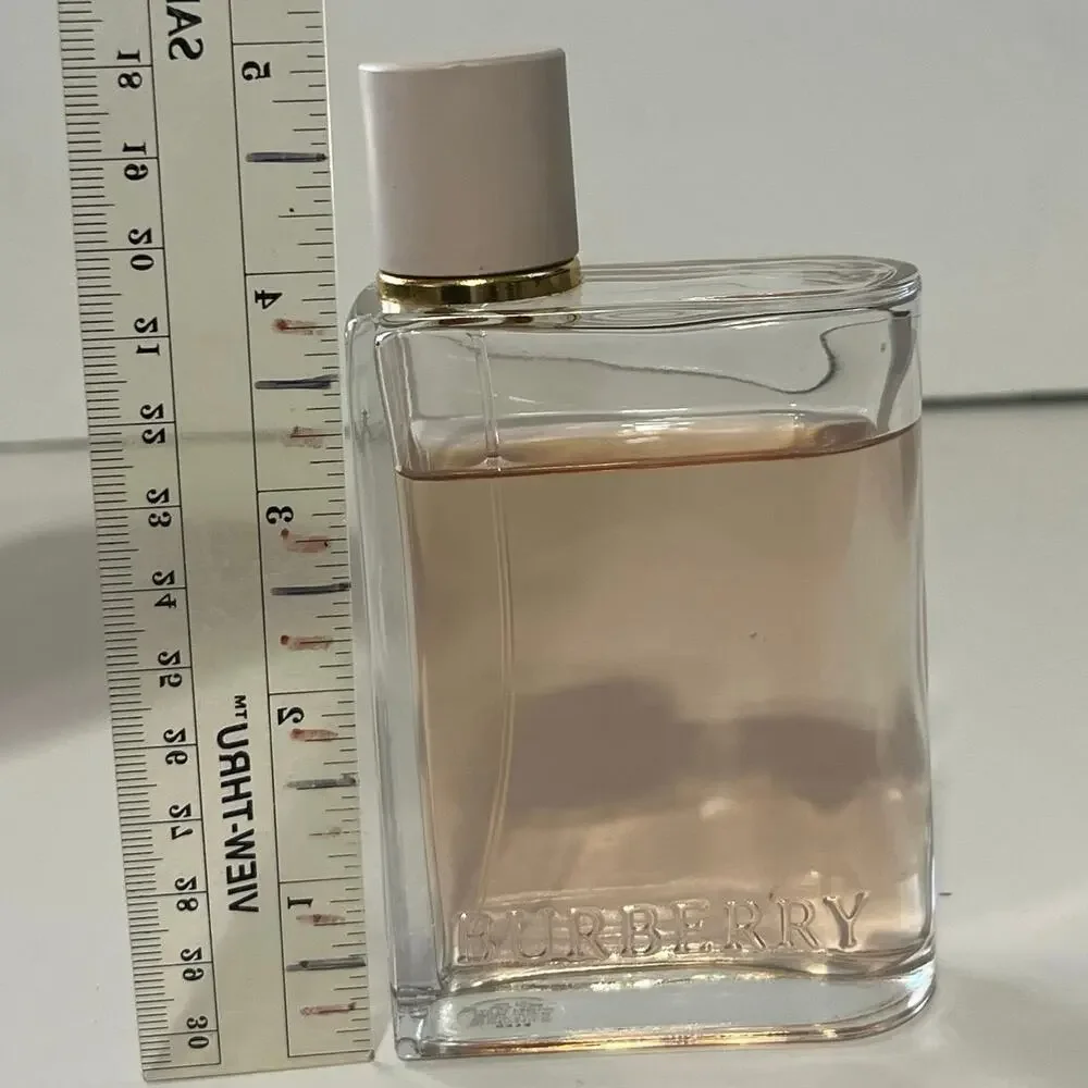 Burberry Her Eau De Parfum Full Size 3.3 Fl Oz  100ml Authentic 90% Full READ - Picture 2 of 3